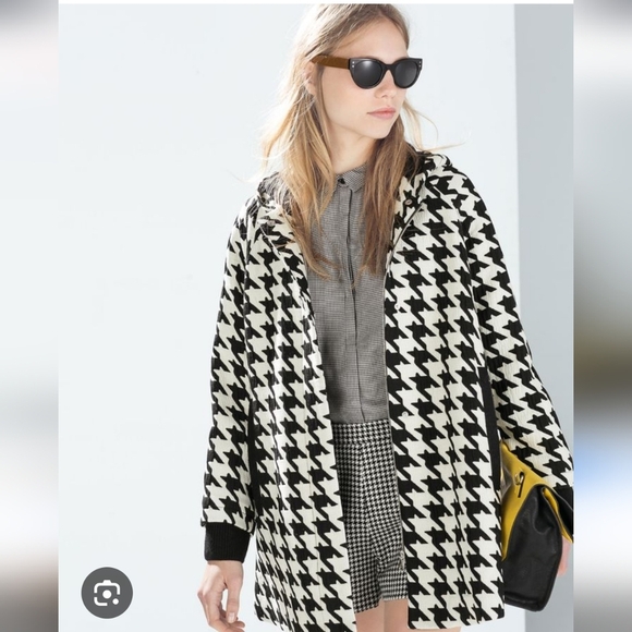 Zara Trafaluc Black and White Houndstooth Women's Coat. Size Small - Picture 1 of 15